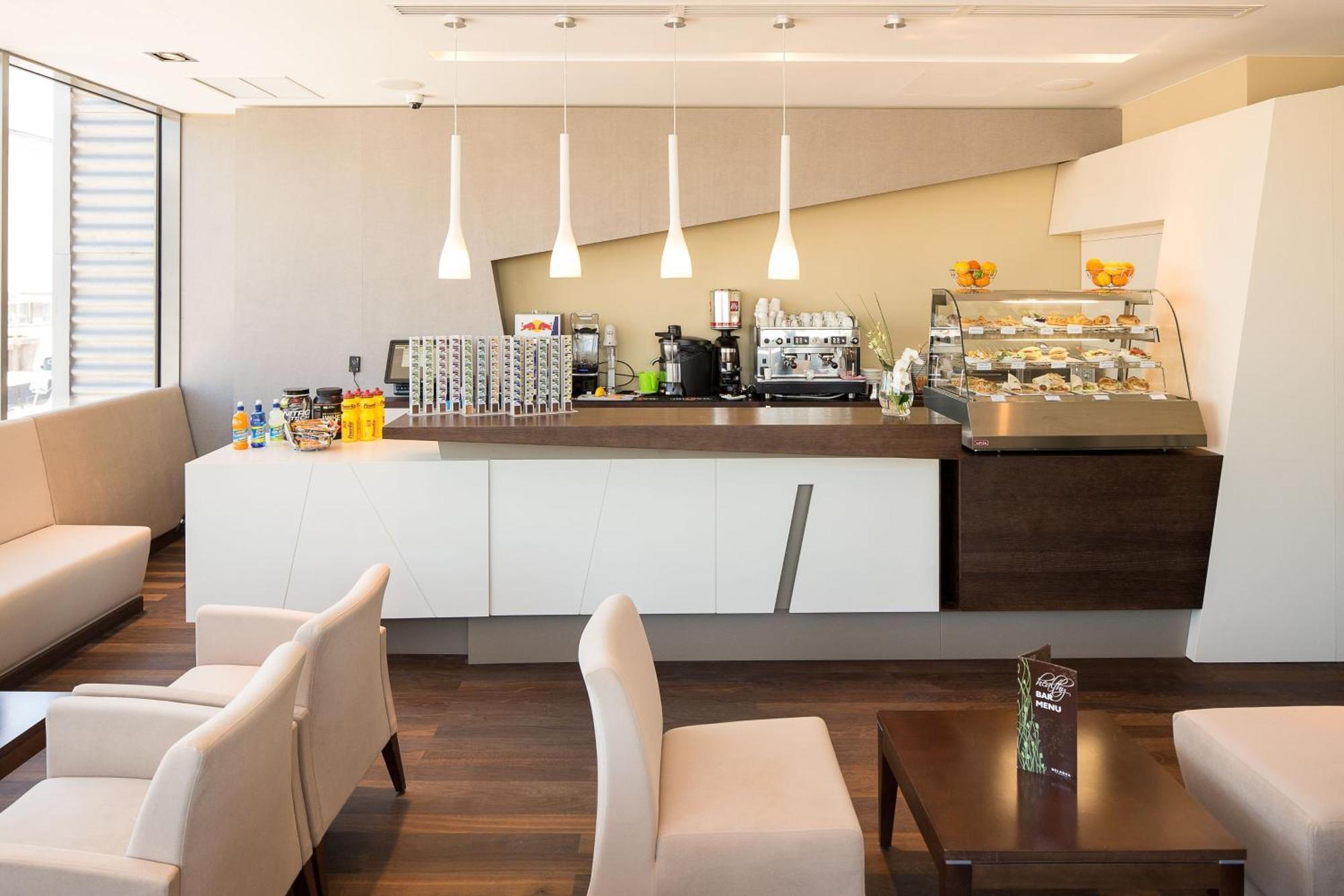 Kronwell Brasov Hotel Εξωτερικό φωτογραφία