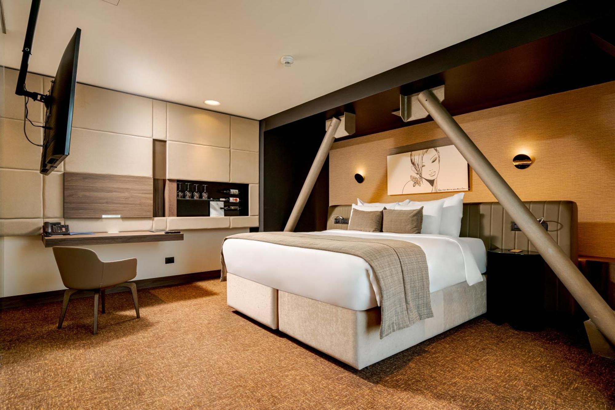 Kronwell Brasov Hotel Δωμάτιο φωτογραφία